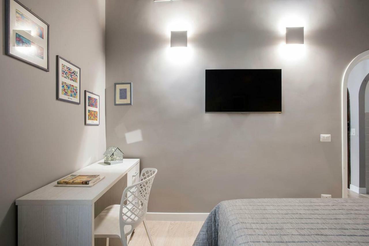 La Finestra Su Fontana Di Trevi - Charming View Apartment โรม ภายนอก รูปภาพ
