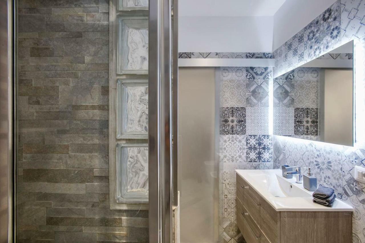 La Finestra Su Fontana Di Trevi - Charming View Apartment โรม ภายนอก รูปภาพ