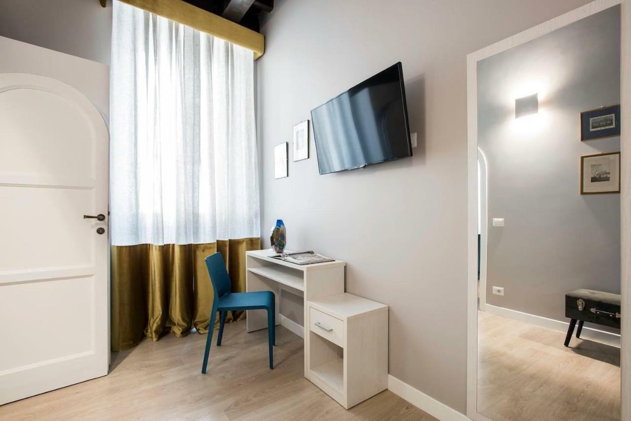 La Finestra Su Fontana Di Trevi - Charming View Apartment โรม ภายนอก รูปภาพ